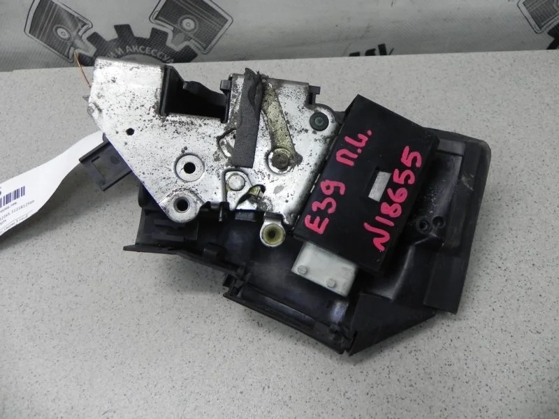 Замок боковой двери BMW 5-series E39