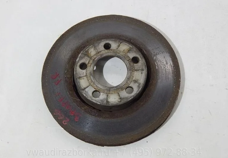 Тормозной диск передний левый Volkswagen Passat B5+