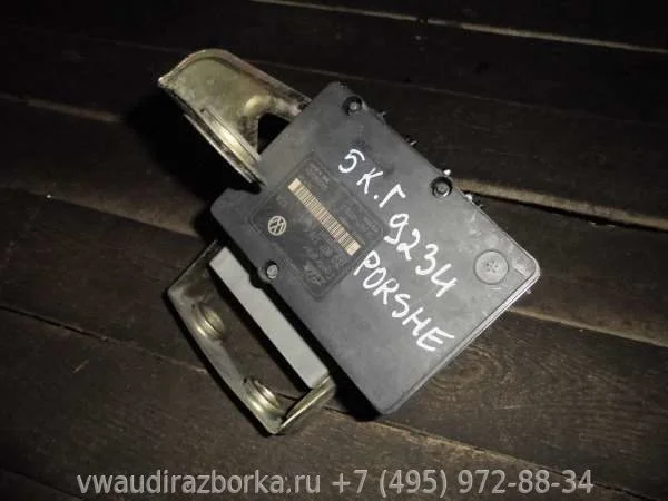 Блок ABS Porsche Cayenne