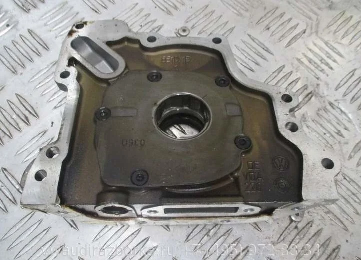 Масляный насос Volkswagen Golf 4 1.4