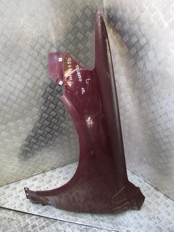 Крыло переднее левое 7L6621105G Volkswagen Touareg 2002-2010