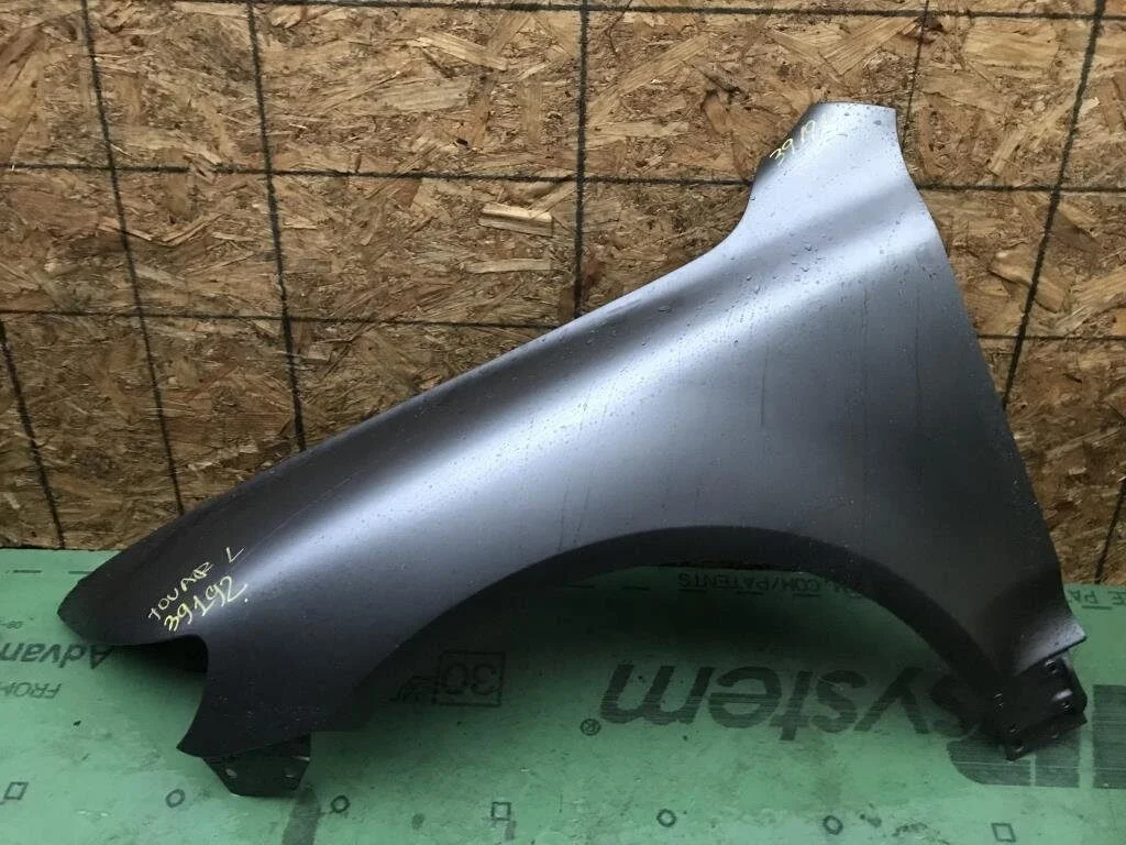Крыло переднее левое 7L6821101P Volkswagen Touareg 2002-2010