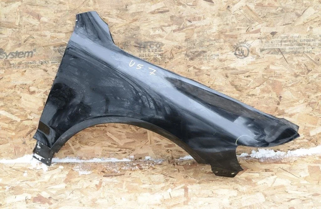 Крыло переднее правое 7L6821102N Volkswagen Touareg 2002-2010
