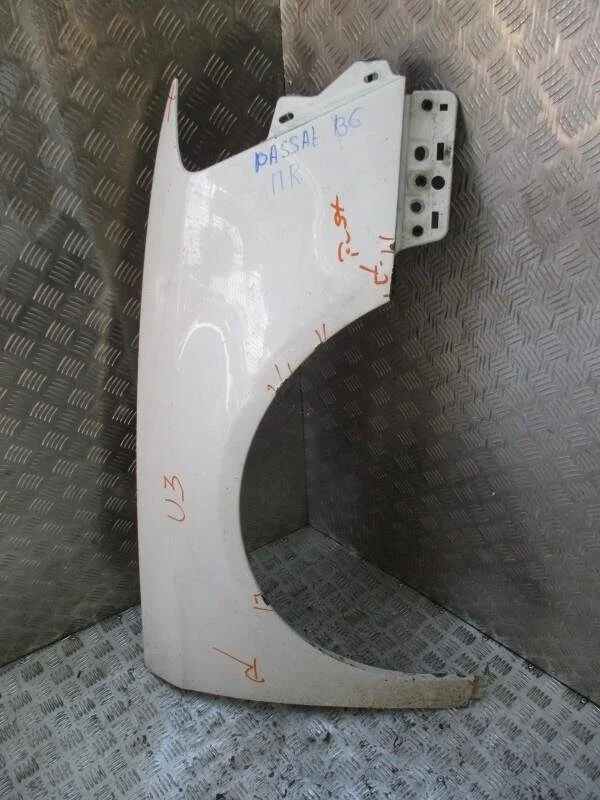 Крыло переднее правое 3C0821022 для VW Passat B6 2005-2010