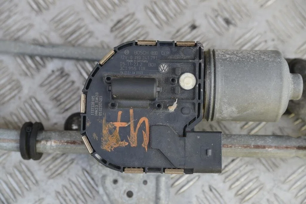 Трапеция стеклоочистителей 3AB955023A, 3C1955119, 3C1955601 для VW Passat B6 2005-2010