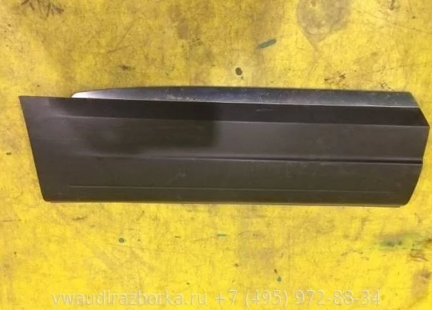 Накладка задней правой двери Volkswagen Tiguan