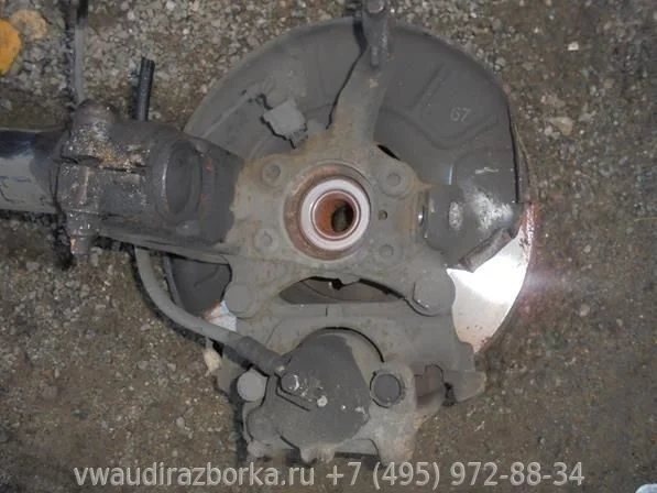 Поворотный кулак передний левый Volkswagen Tiguan