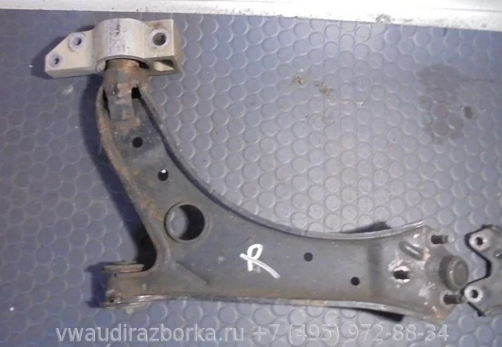 Рычаг передний нижний правый Volkswagen Golf 5