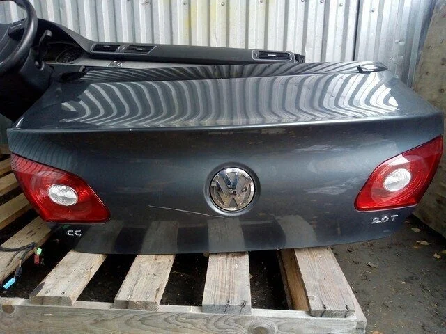 Крышка багажника Volkswagen Passat CC