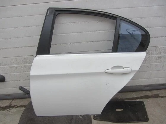 Дверь задняя левая BMW E90 2004-2011