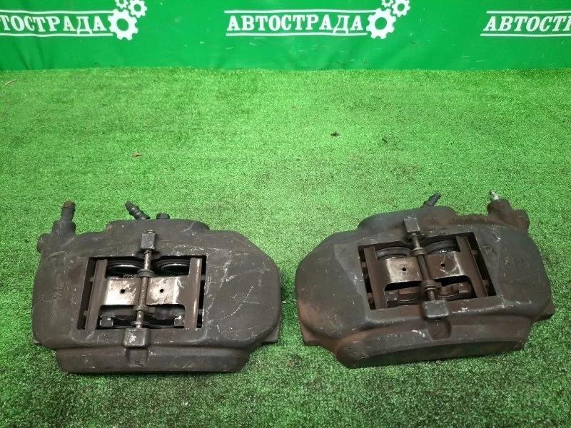 Суппорта Lexus IS GS 2005-2020 4775022460, передняя