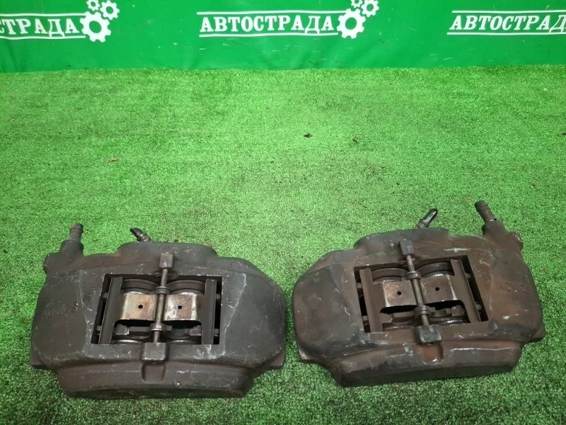 Суппорта Lexus IS GS 2005-2020 4775022460, передняя