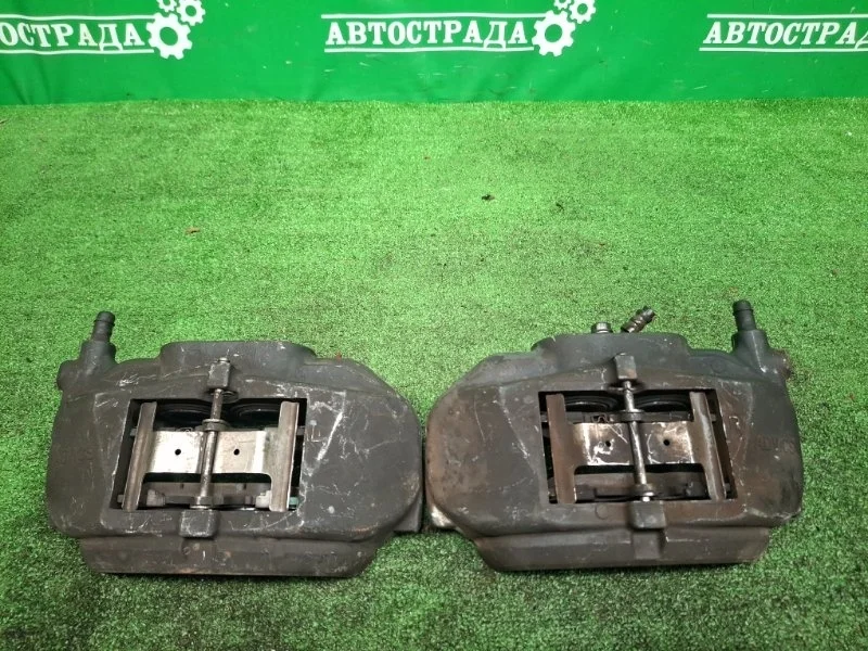 Суппорта Lexus IS GS 2005-2020 4775022460, передняя