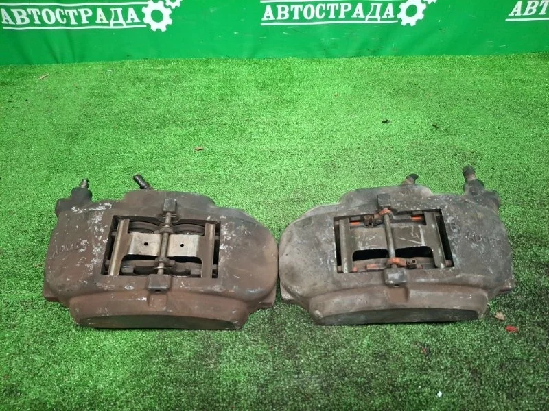 Суппорта Lexus IS GS 2005-2020 4775022460, передняя