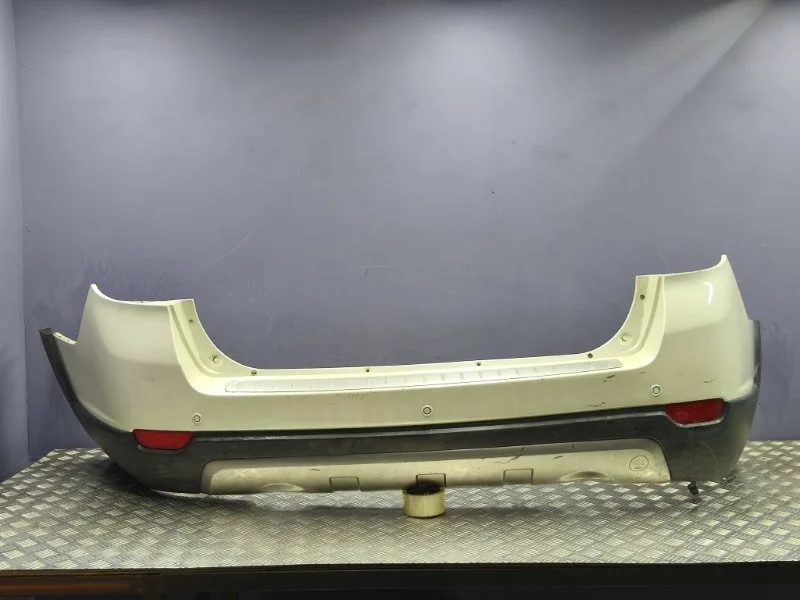 Бампер задний Chevrolet Captiva 2011 20961269 C140 LE5