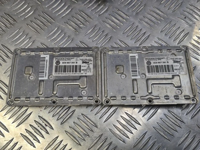 Блок розжига ксенона Audi Q3 2014 3D0907391B 8UB CCZ