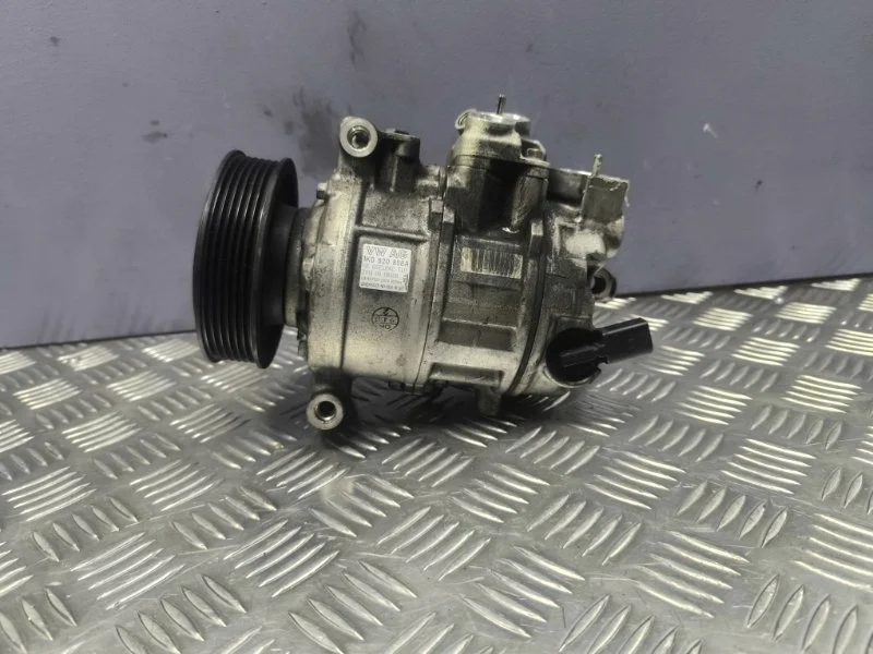 Компрессор кондиционера Audi Q3 2014 1K0820859S 8UB CCZ