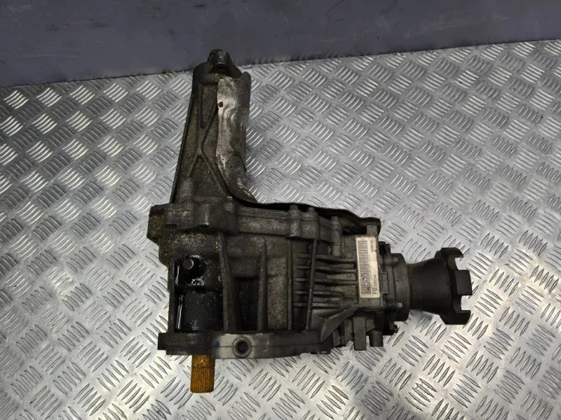 Коробка раздаточная Chevrolet Captiva 2011 24255142 C140 LE5