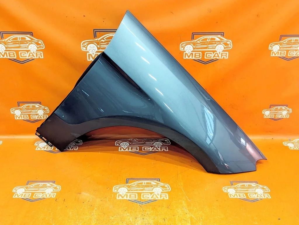 Крыло переднее правое Mercedes-Benz