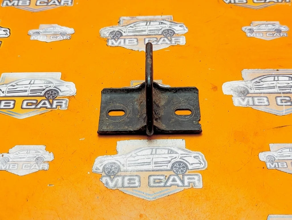 Замок капота Mercedes-Benz