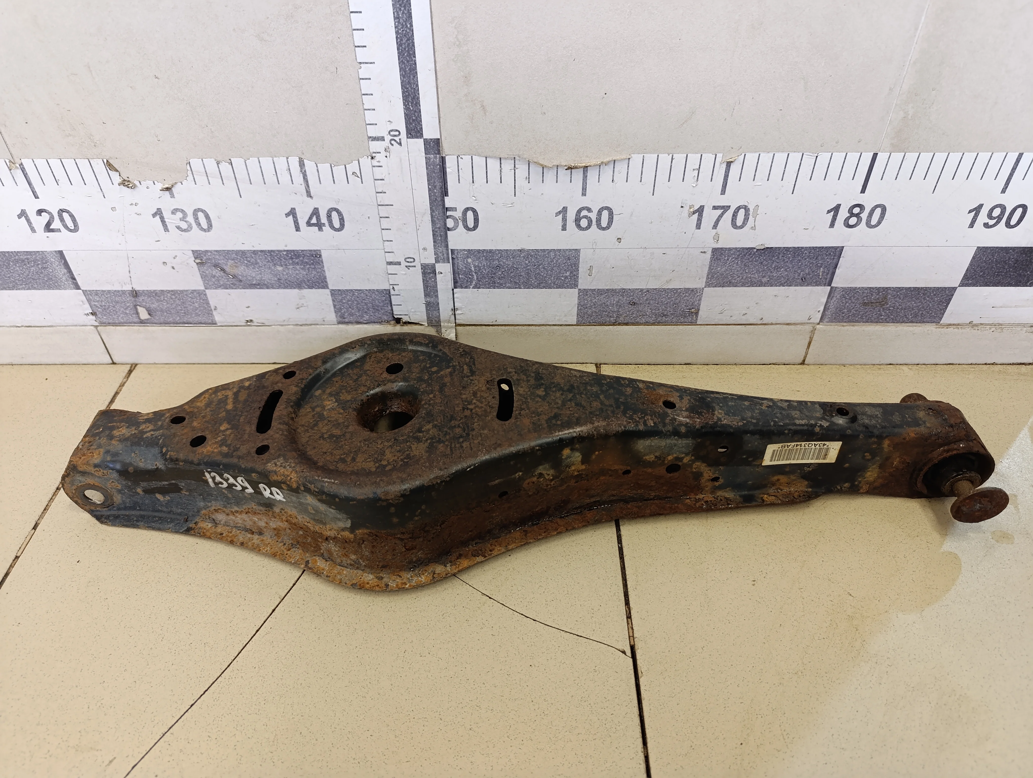 Рычаг задний нижний Passat [B6] 2005-2010