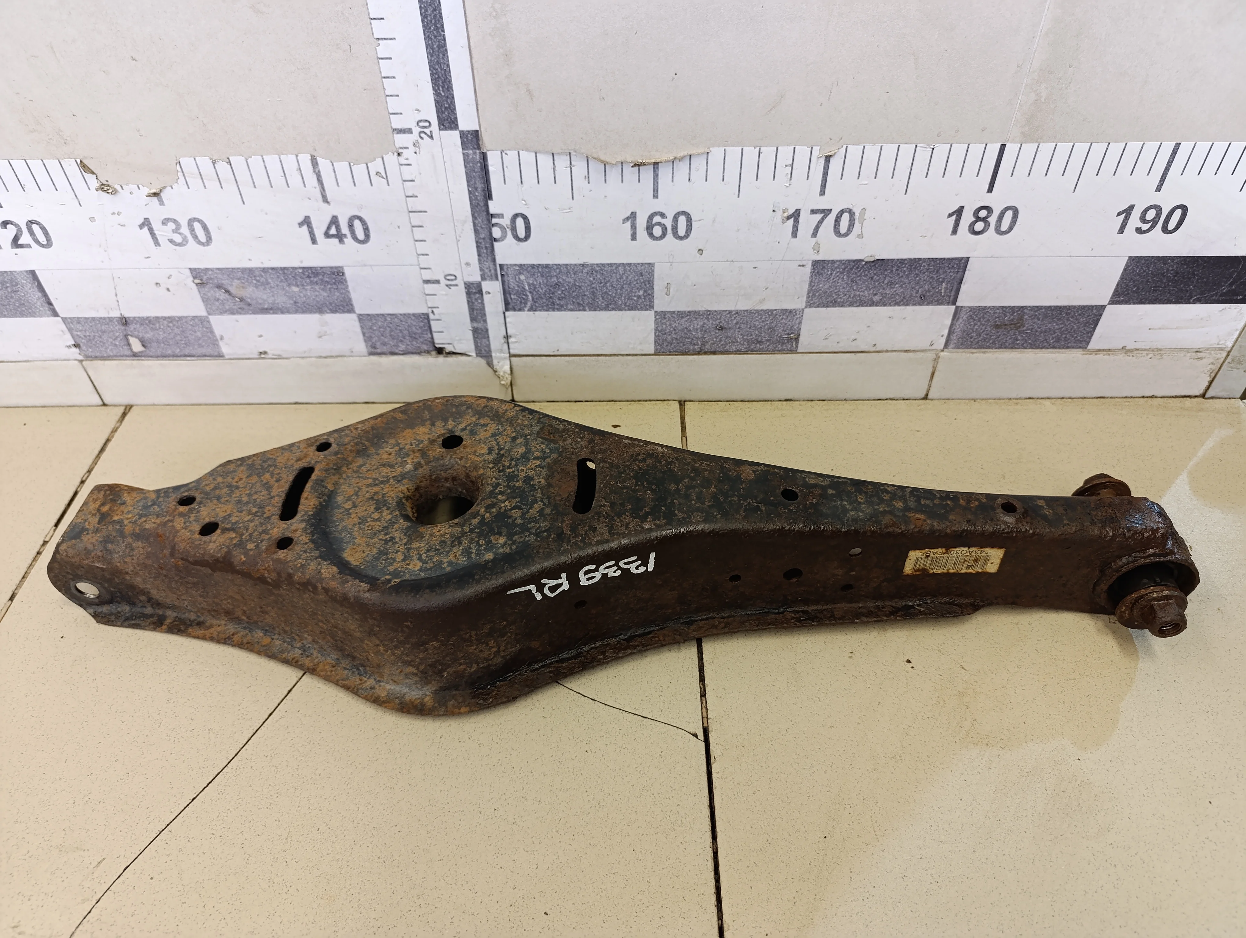 Рычаг задний нижний Passat [B6] 2005-2010