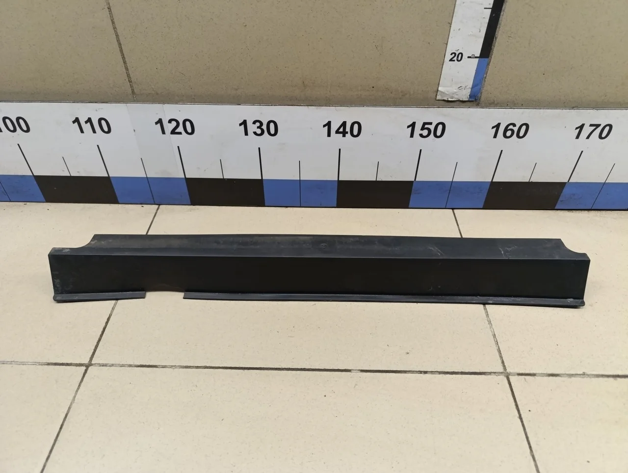 Воздуховод радиатора нижний Duster 2012>