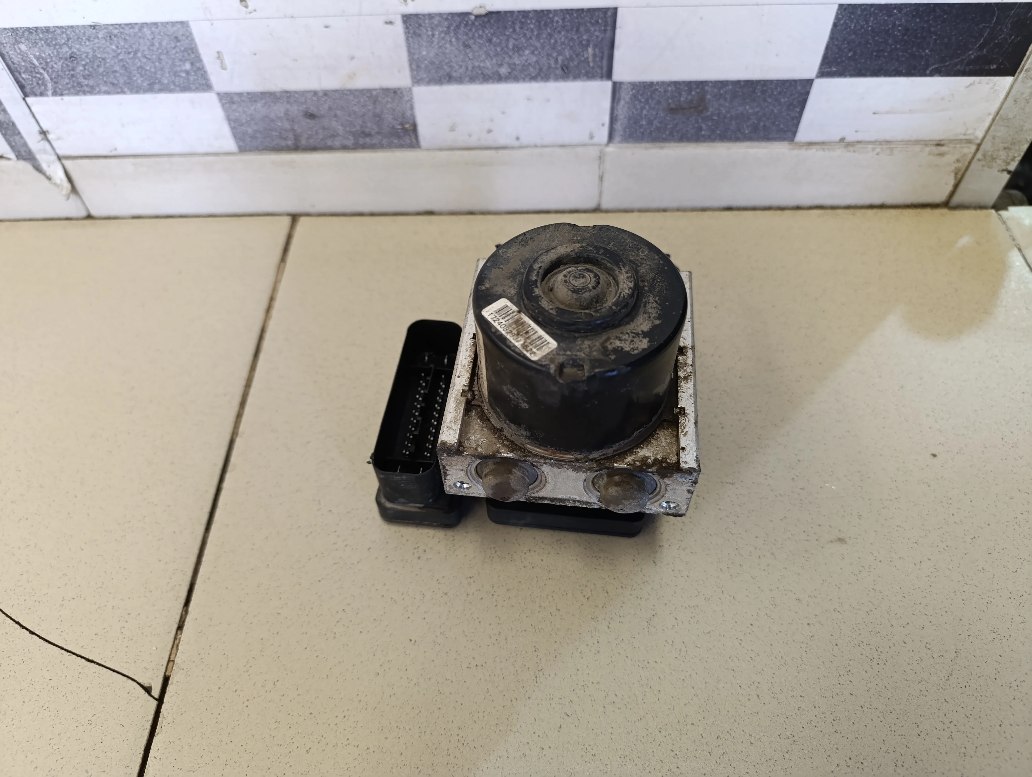 Блок ABS (насос) Yeti 2009>