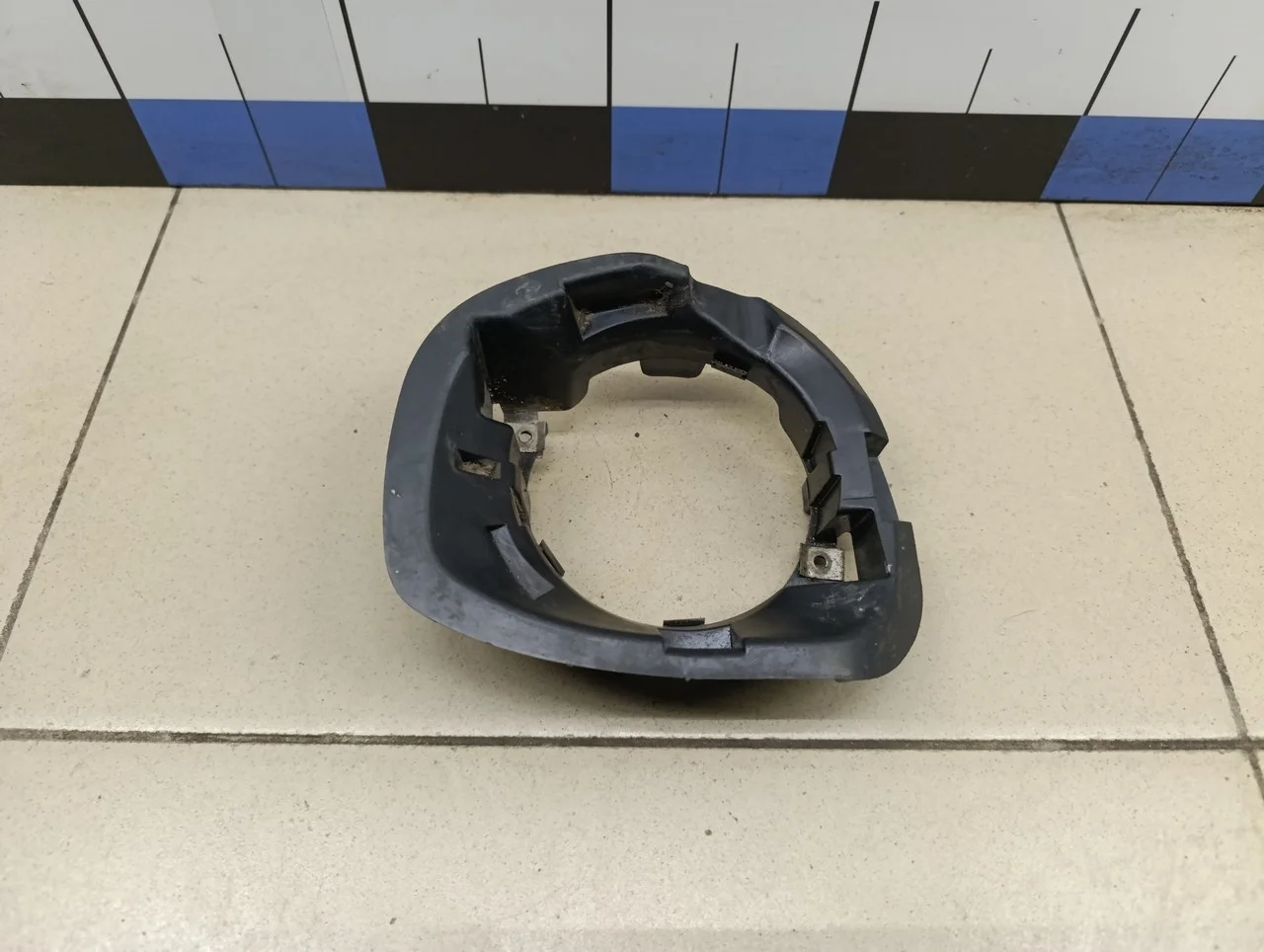 Кронштейн фары противотуманной правой Duster 2012>