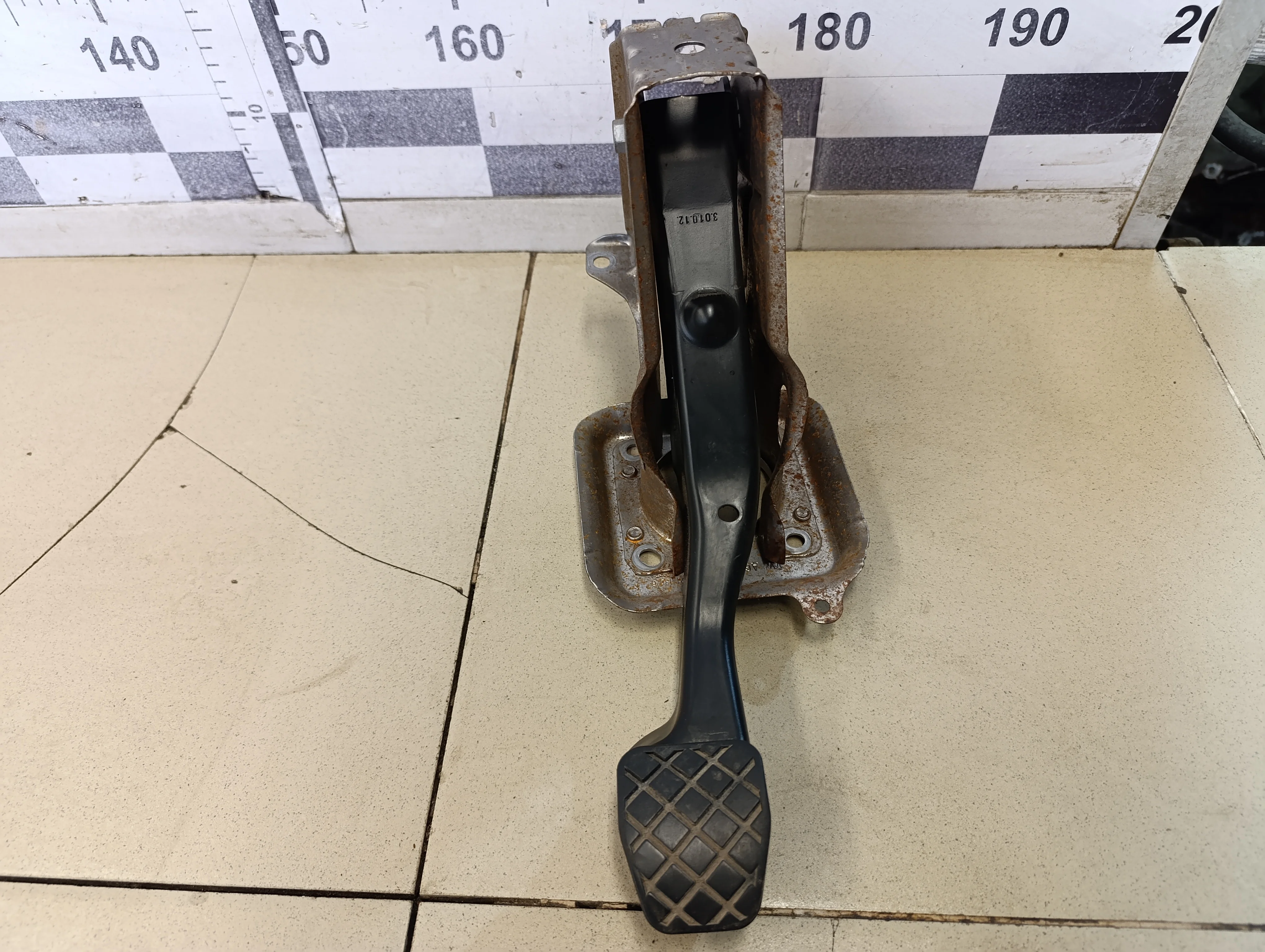 Педаль тормоза Passat [B6] 2005-2010