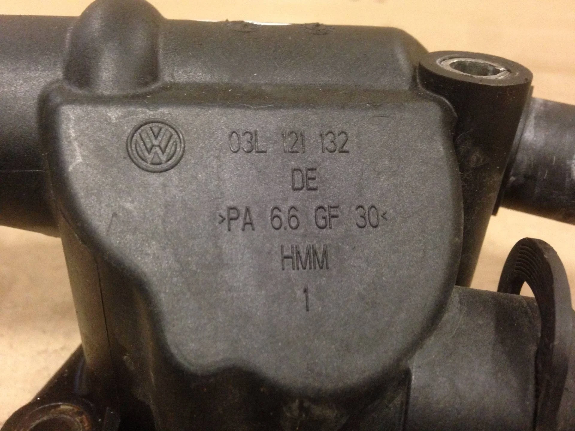 Фланец двигателя Volkswagen Passat CC