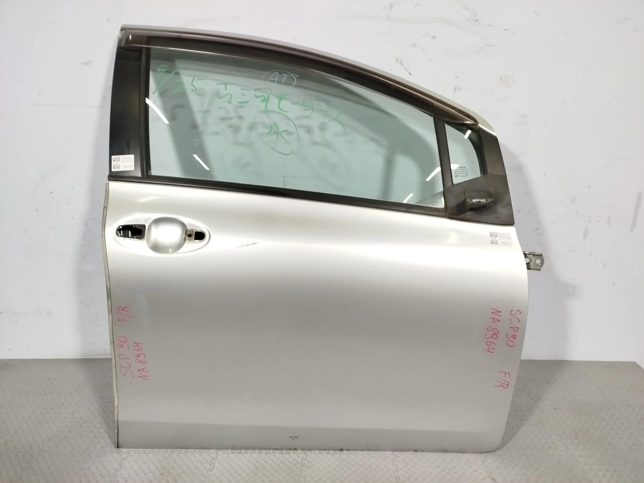 ДВЕРЬ TOYOTA 6700152260 ПЕРЕД ПРАВО серый NA8964