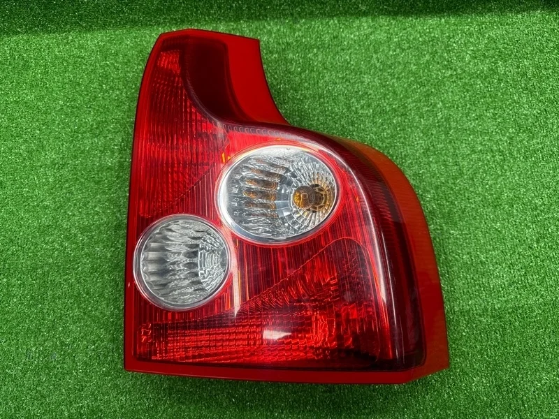 Фонарь VOLVO XC90 2004 30612810, задний правый