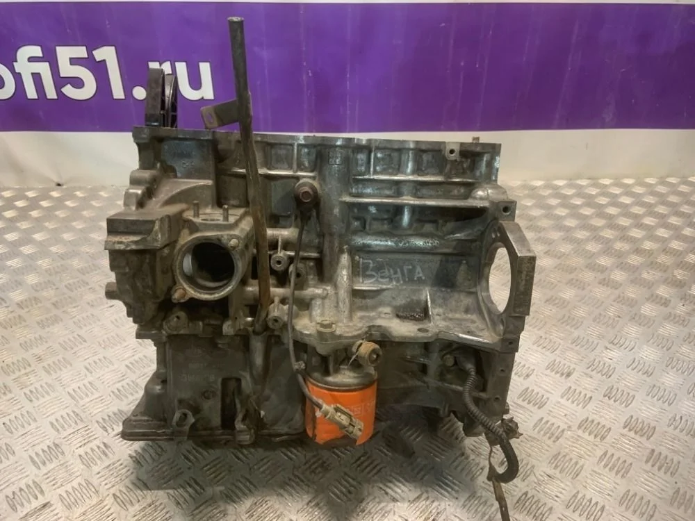 Блок двс G4FA (дефект креплений)