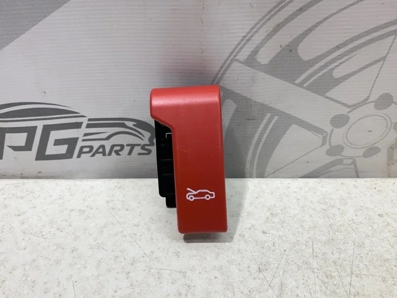 Ручка открывания капота Mercedes-benz W212