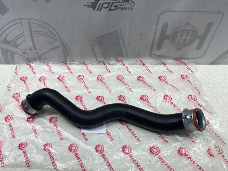 Патрубок ож Mercedes-benz CLS C218