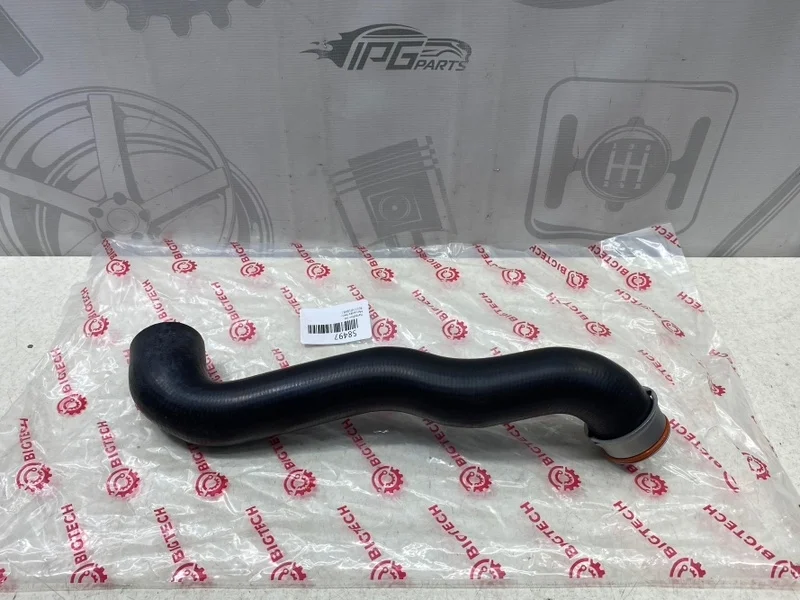 Патрубок ож Mercedes-benz W221