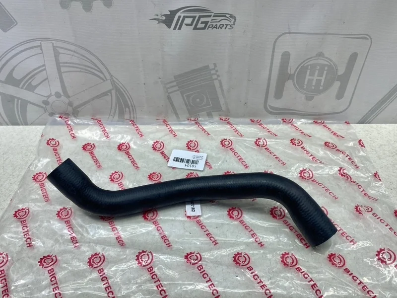 Патрубок ож Mercedes-benz A W176