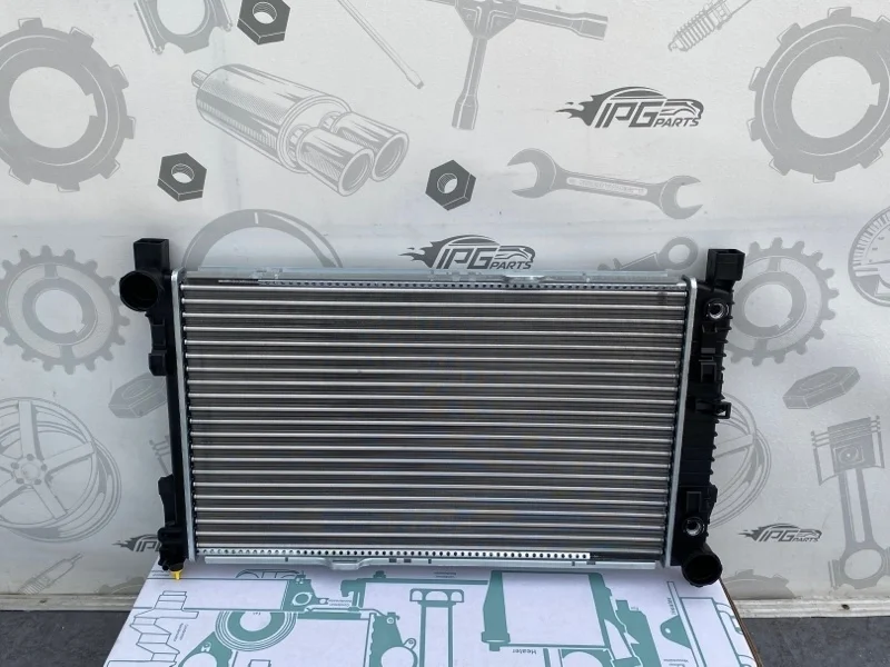 Радиатор основной Mercedes-benz W203