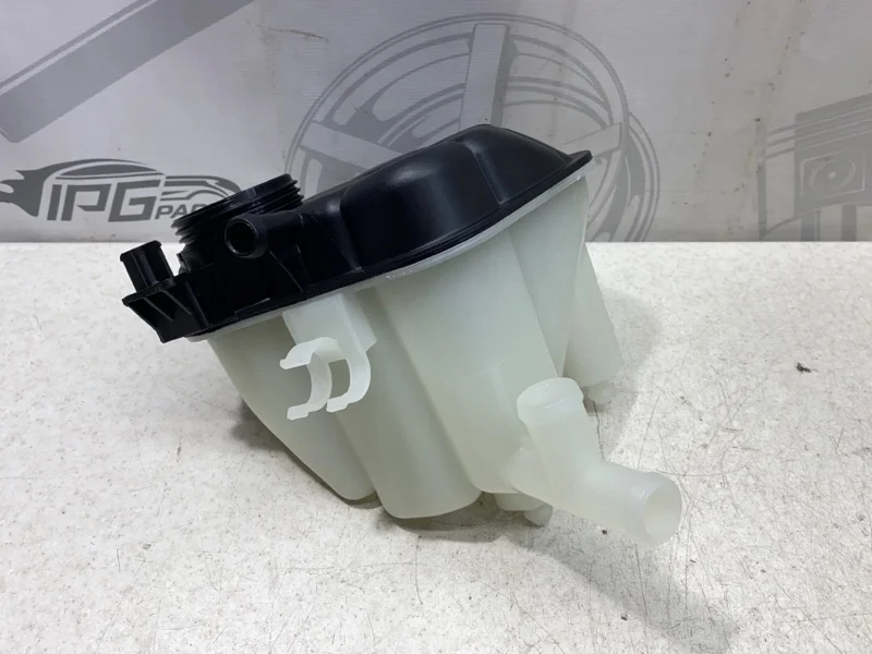 Расширительный бачок Mercedes-benz W166