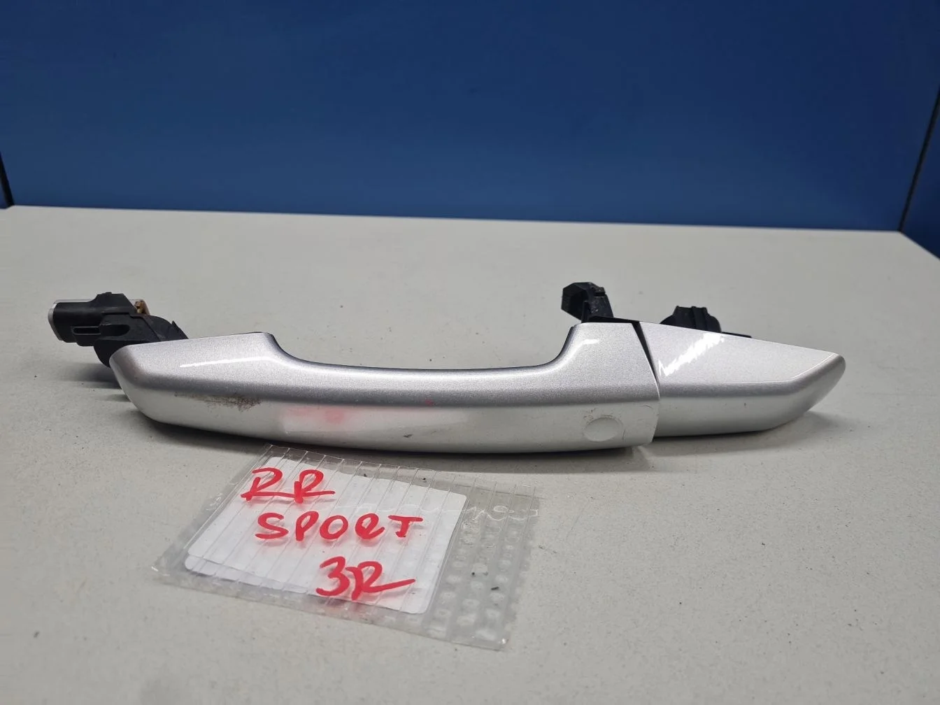 Ручка двери нaружная правая для Land Rover Range Rover Sport 2013-