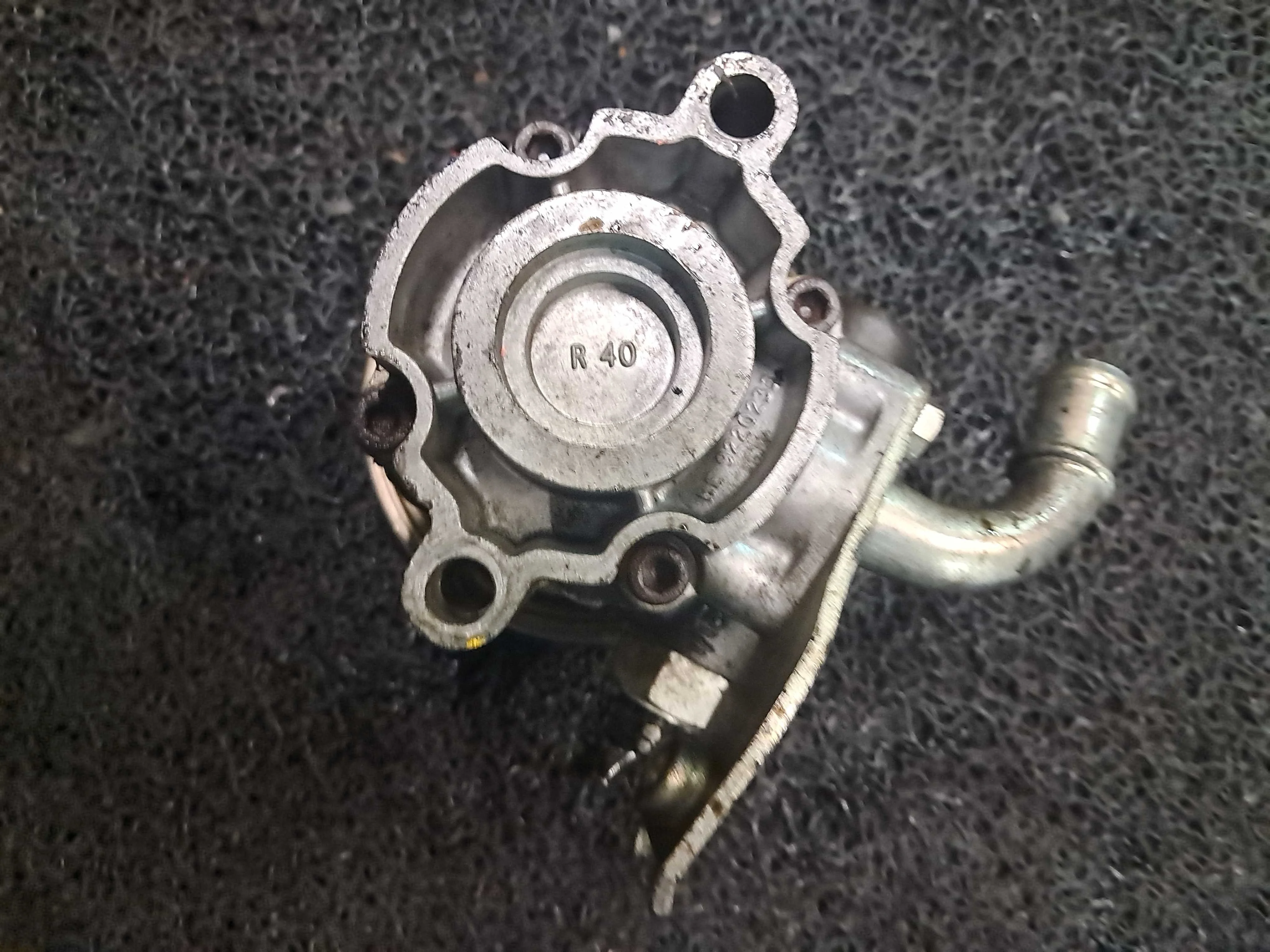 Насос ГУР QVB101581 Rover