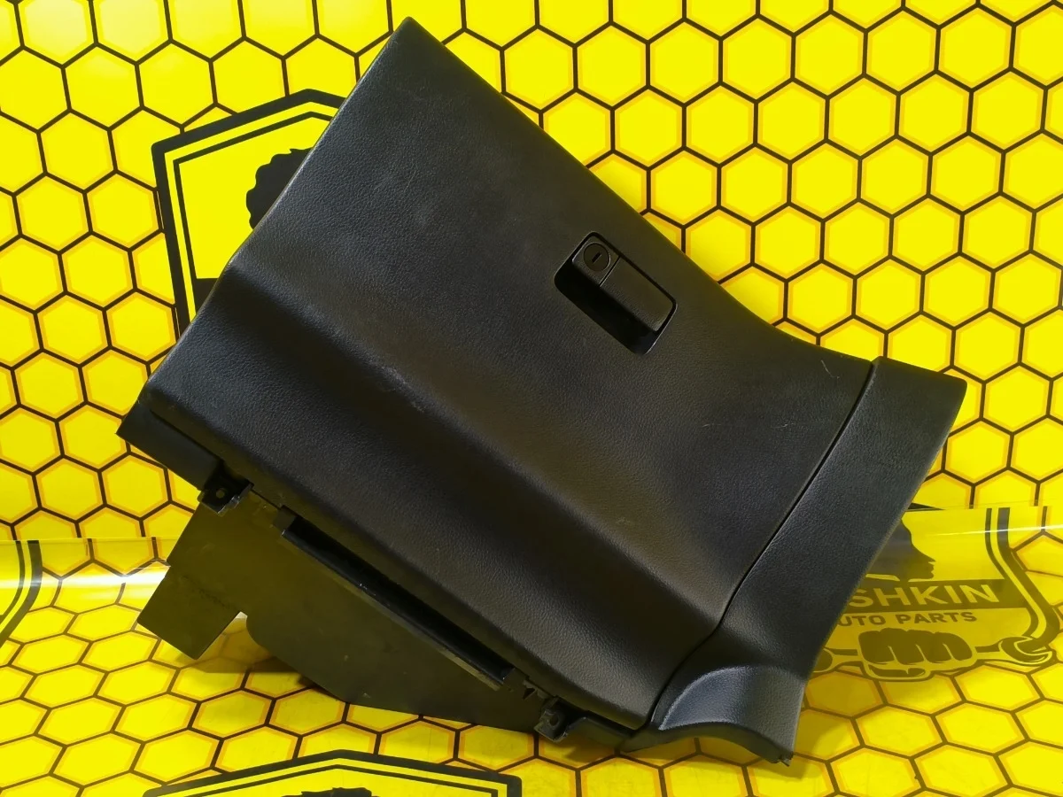 Бардачок Nissan X-TRAIL 2007 68510JG41A T31 QR25DE