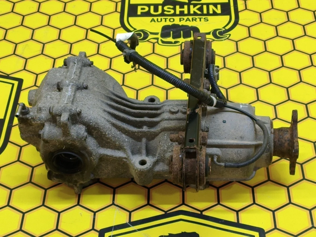 Редуктор заднего моста Nissan X-TRAIL 2007 38420CA000 T31 QR25DE