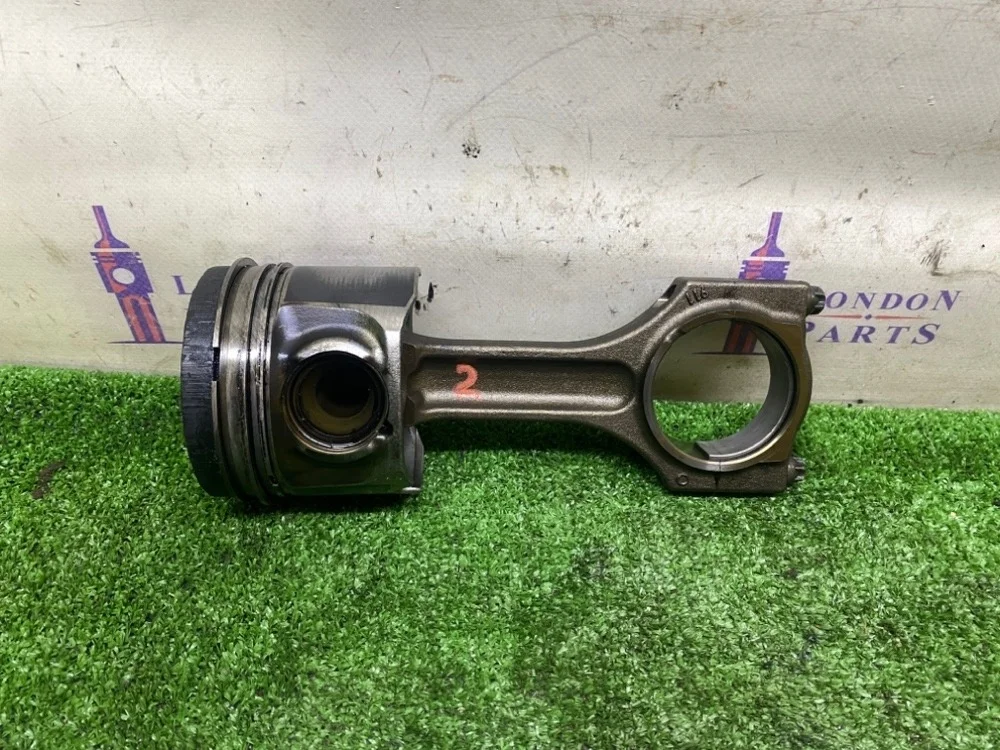 Шатун BMW X5 4.0D E70