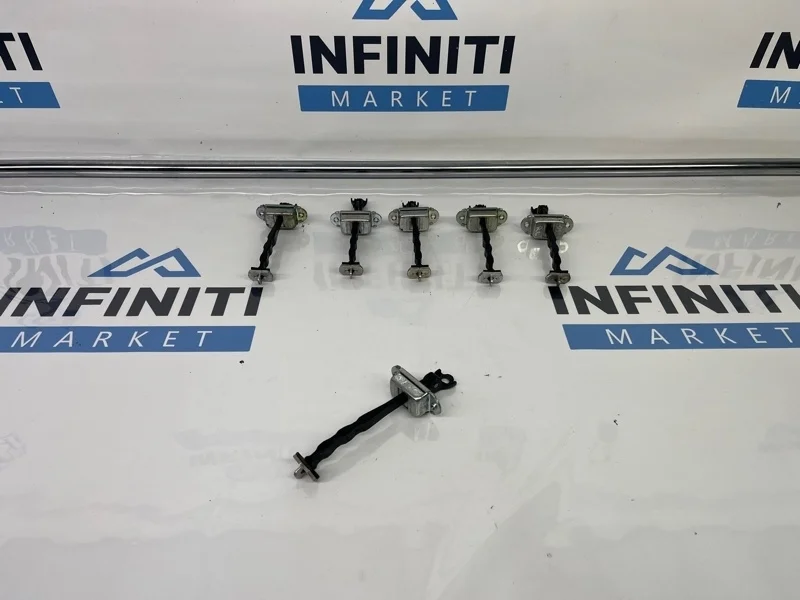 Ограничитель двери задний INFINITI QX50 J50