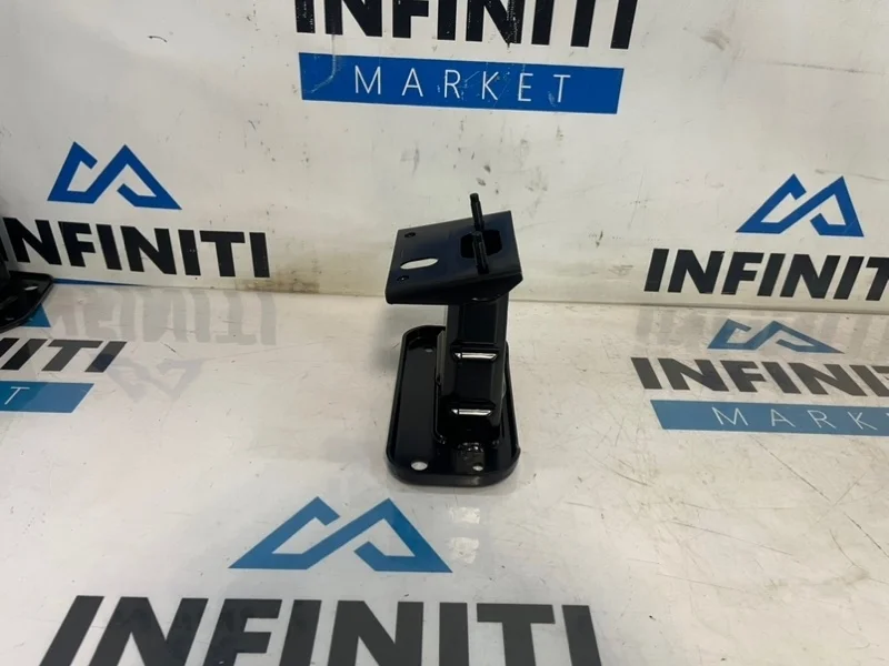 Кронштейн усилителя бампера (крепление, домик)