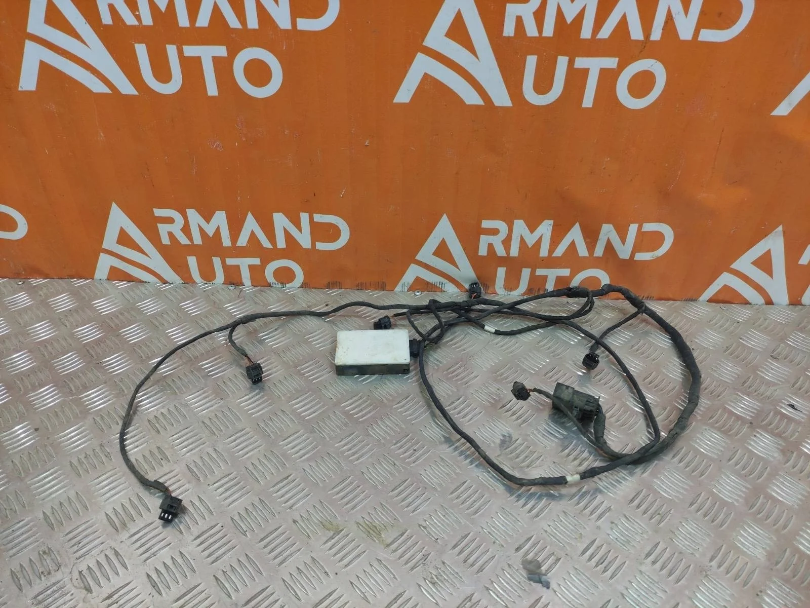 Радарный датчик Mercedes ML GLE-Class 2011-2018 W166