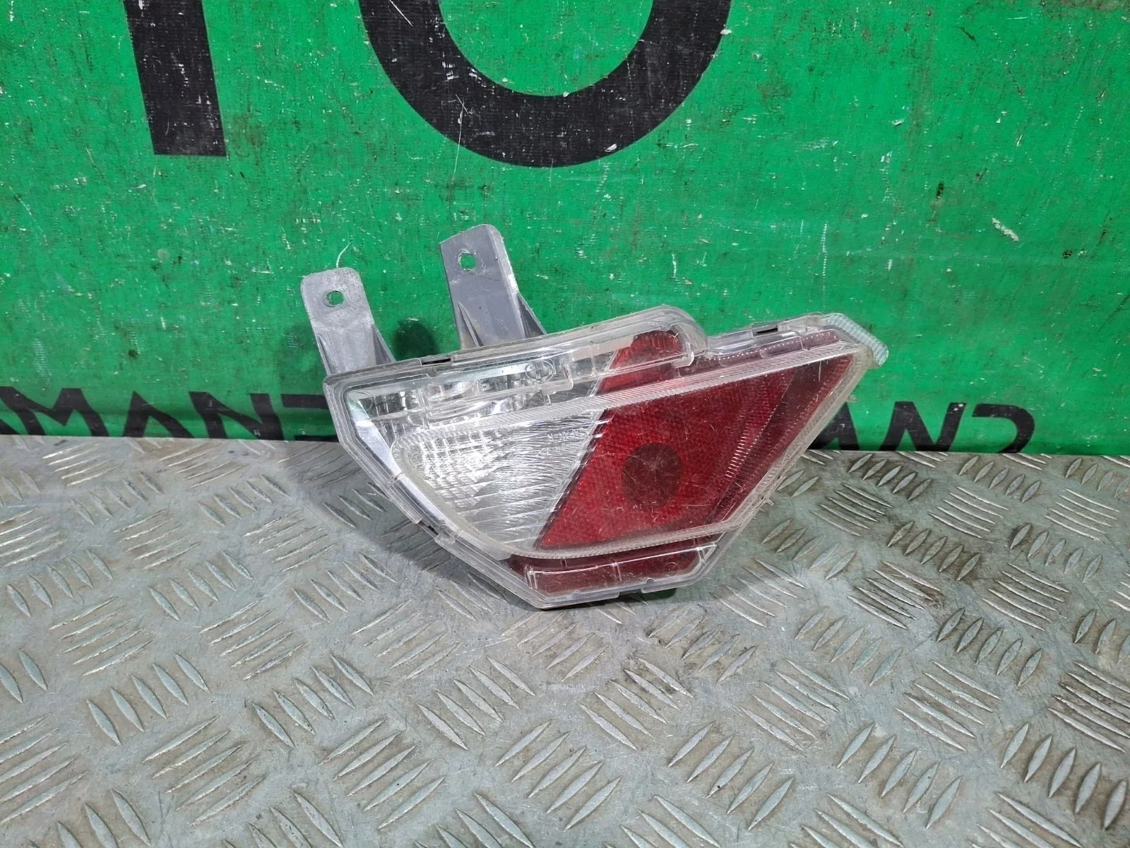 Фонарь противотуманный Toyota RAV4 2015-2019 CA40