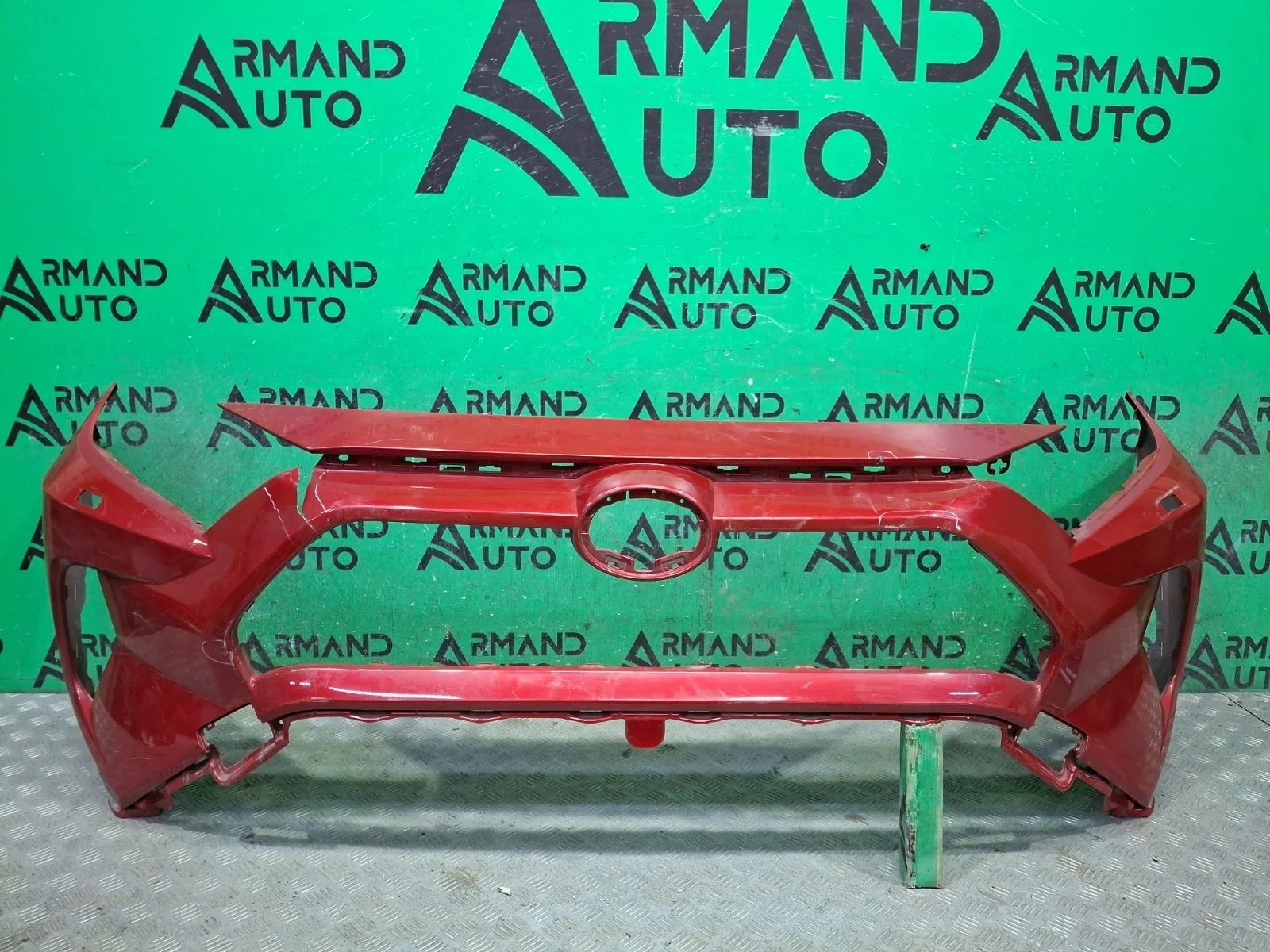 Бампер Toyota RAV4 2018-нв 5 XA50